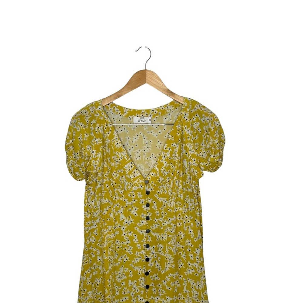 WISH Golden Bloom Floral Crepe V-Neck Short Sleeve Ruffle Hem Dress Size Medium - Picture 4 of 11